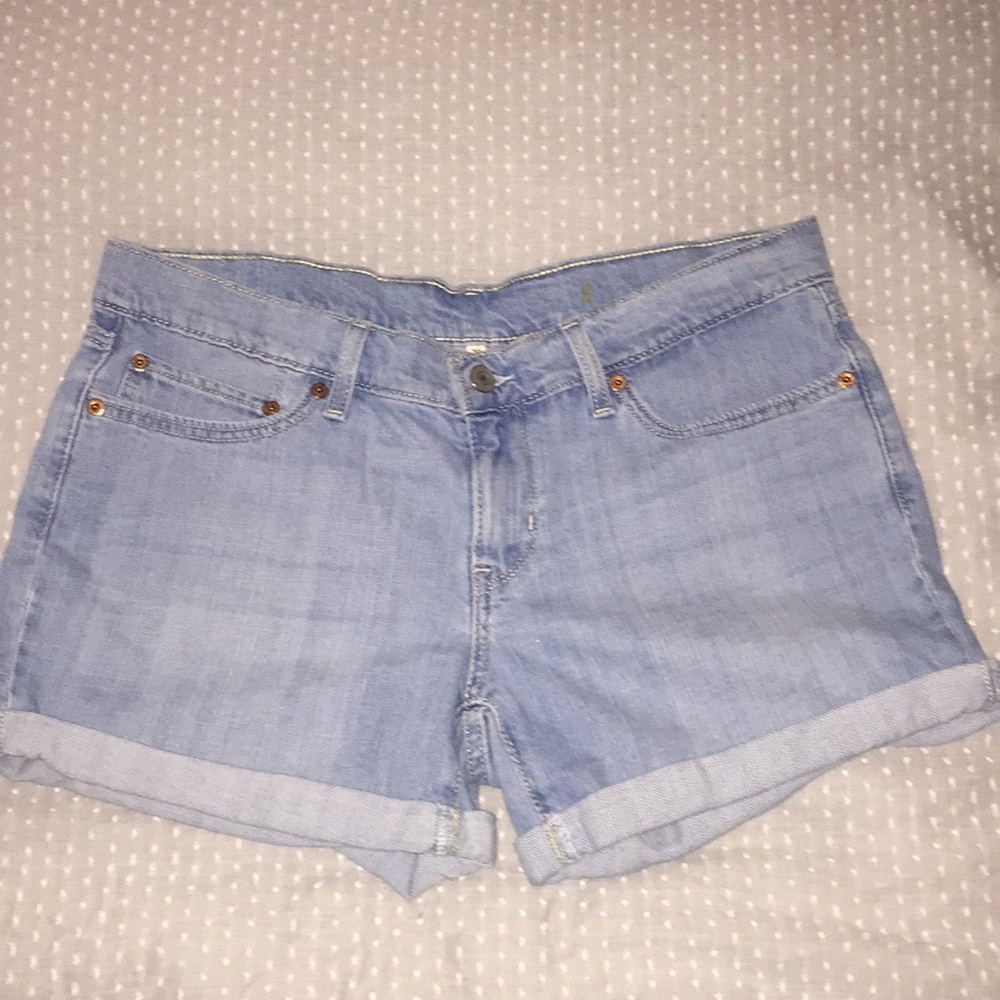 Levi’s high waisted shorts